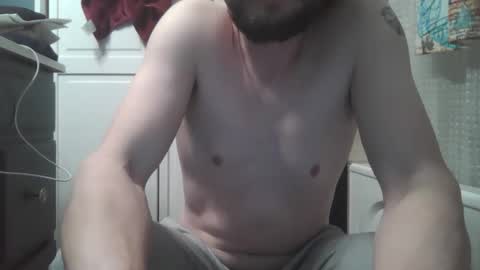 Snapshot of tittyzandbeer chatting on March 28, 2026, 10:26 am tittyzandbeer online show from March 28, 2026, 10:26 am
