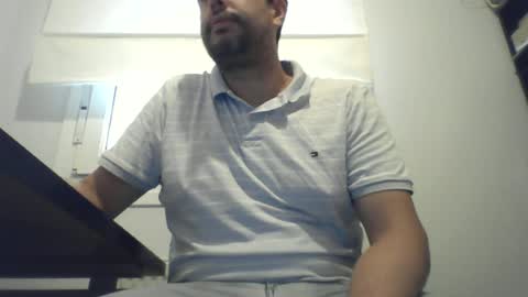 Snapshot of titusnow chatting on June 26, 2026, 9:35 am titusnow online show from June 26, 2026, 9:35 am