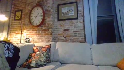 tlive9 online show from August 4, 2026, 6:16 am
