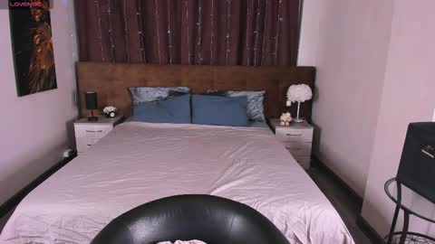 2 GMT Mo Tu We Th Fr 10am-4am online show from September 18, 2025, 8:44 pm