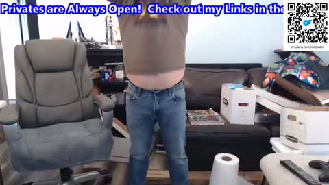 Snapshot of toddbator chatting on March 5, 2025, 8:10 pm Todd Bator online show from March 5, 2025, 8:10 pm