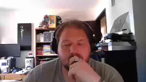 Toede online show from September 11, 2025, 5:24 pm