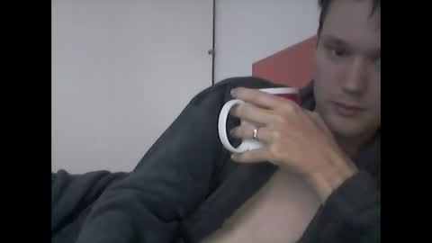 tokiomotel online show from February 19, 2026, 8:10 am