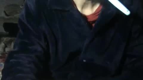 small man online show from January 2, 2025, 5:07 pm