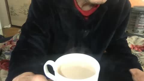 small man online show from January 4, 2025, 5:05 am