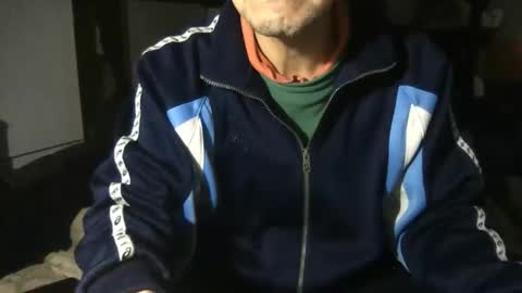 small man online show from February 7, 2026, 4:54 pm