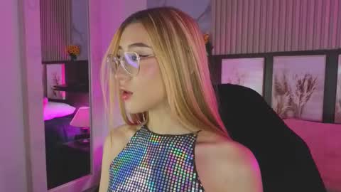 tokyoluu online show from November 5, 2025, 7:36 pm