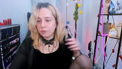 Snapshot of tollimoll chatting on January 9, 2025, 5:13 am Tolli Moll online show from January 9, 2025, 5:13 am