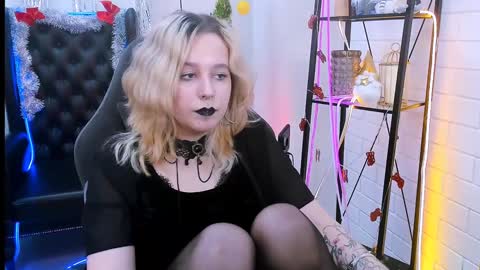 Snapshot of tollimoll chatting on January 9, 2025, 11:14 am Tolli Moll online show from January 9, 2025, 11:14 am