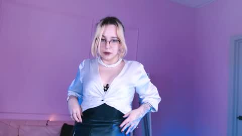 Snapshot of tollimoll chatting on January 15, 2025, 11:21 am Tolli Moll online show from January 15, 2025, 11:21 am