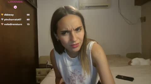 Snapshot of tom316972 chatting on April 21, 2026, 1:53 am Flor online show from April 21, 2026, 1:53 am