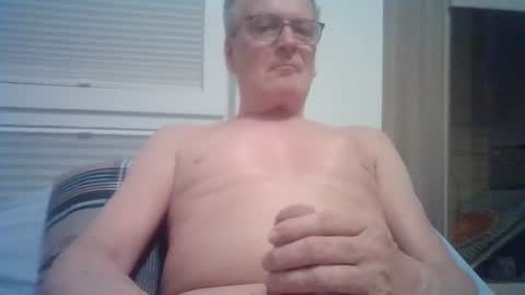 Snapshot of tom60sam chatting on June 13, 2026, 10:29 pm tomsam online show from June 13, 2026, 10:29 pm