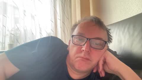 Tom online show from February 1, 2025, 8:29 am