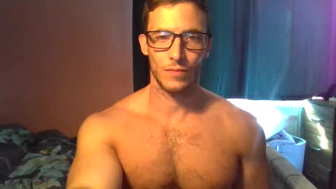 tom90ukx online show from September 22, 2025, 12:40 pm