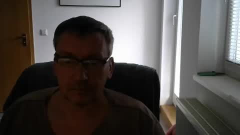 Tom online show from September 23, 2025, 10:51 am