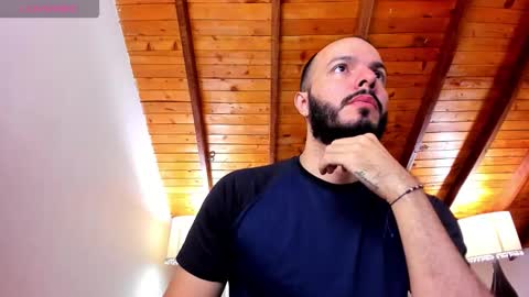   online show from November 24, 2025, 12:38 pm