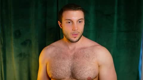 Snapshot of tom_fordd chatting on May 31, 2026, 6:09 pm Tom online show from May 31, 2026, 6:09 pm
