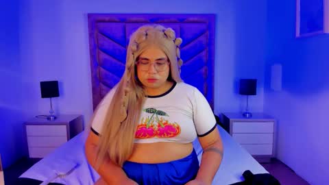 Snapshot of tom_silver_ chatting on September 20, 2025, 8:59 am Tom Silver online show from September 20, 2025, 8:59 am