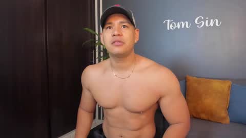 Tom Sin online show from January 18, 2025, 12:57 pm