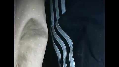 Snapshot of tomas0000 chatting on January 18, 2025, 3:05 pm thomi online show from January 18, 2025, 3:05 pm