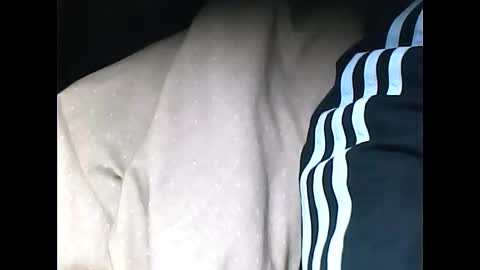 Snapshot of tomas0000 chatting on March 8, 2025, 9:50 am thomi online show from March 8, 2025, 9:50 am