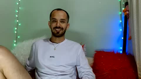 Snapshot of tomas_gerauld chatting on June 9, 2026, 2:01 am tomas gerauld. make me happy with 10000 tokens online show from June 9, 2026, 2:01 am