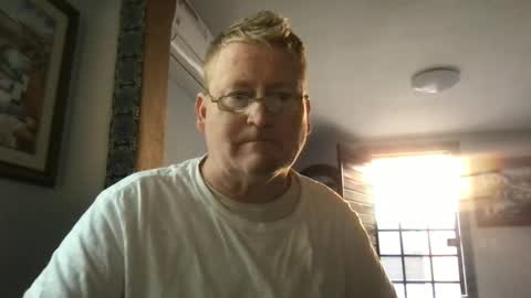 Snapshot of tomascausa chatting on December 30, 2024, 3:46 pm Hola online show from December 30, 2024, 3:46 pm