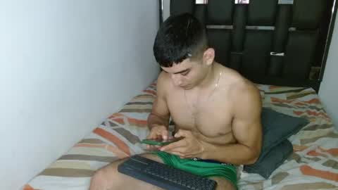 tomaz_18 online show from April 21, 2026, 1:42 am