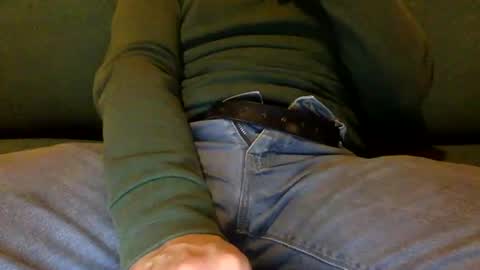 tombi125 online show from December 9, 2024, 5:52 pm