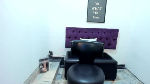 Snapshot of tomboy_natali chatting on May 15, 2026, 11:45 pm IAN SAYD online show from May 15, 2026, 11:45 pm