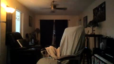 Snapshot of tomcatsawyer chatting on August 5, 2026, 2:25 am sirmuggsalot online show from August 5, 2026, 2:25 am