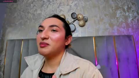 Snapshot of tomlondon_ chatting on May 20, 2026, 12:22 pm online show from May 20, 2026, 12:22 pm