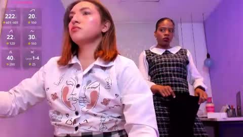 Snapshot of tomlondon_ chatting on June 22, 2026, 12:35 pm online show from June 22, 2026, 12:35 pm