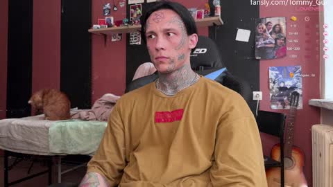 Tommy and Katana online show from December 19, 2024, 11:29 am