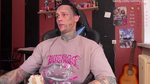 Tommy and Katana online show from December 22, 2024, 10:38 am