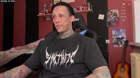 Tommy and Katana online show from December 31, 2024, 6:48 am