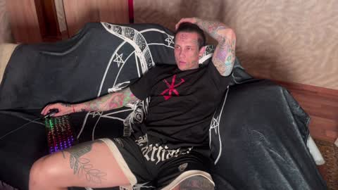 Tommy and Katana online show from January 30, 2025, 3:29 pm