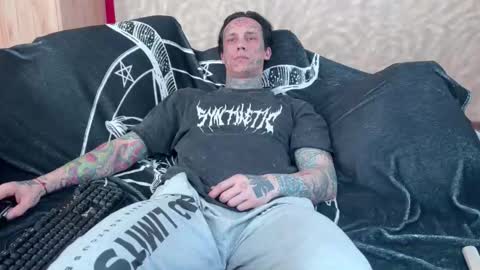 Tommy and Katana online show from February 21, 2025, 9:34 am