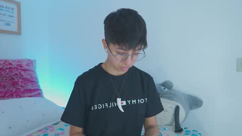 Snapshot of tommy_blue1 chatting on October 21, 2025, 2:29 pm Blue  online show from October 21, 2025, 2:29 pm
