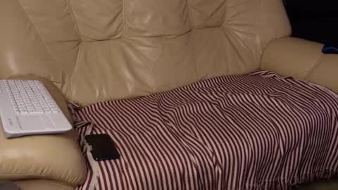  tommy burnzzz  online show from December 25, 2024, 4:22 am