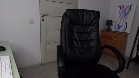  tommy burnzzz  online show from December 30, 2024, 7:37 am