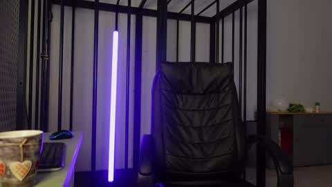  tommy burnzzz  online show from January 18, 2025, 7:38 am