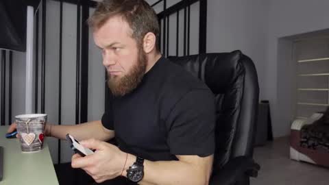  tommy burnzzz  online show from March 3, 2025, 9:00 am