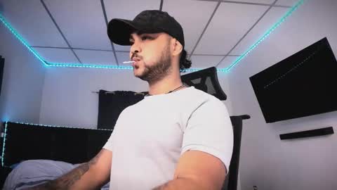 tommy_sccott online show from February 6, 2026, 10:35 pm