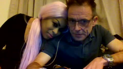 tommyandtomara online show from April 6, 2026, 7:48 pm
