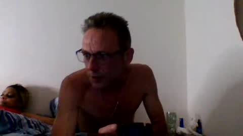 tommyandtomara online show from June 9, 2026, 10:21 pm