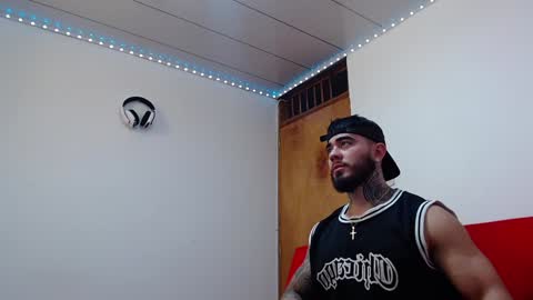 Steven online show from February 8, 2025, 12:39 pm