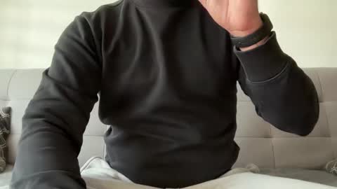 Snapshot of tommyjay32 chatting on September 16, 2025, 12:28 pm tommyjay32 online show from September 16, 2025, 12:28 pm