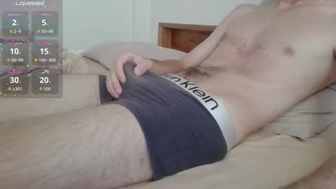 Snapshot of tommyshe1by chatting on February 24, 2026, 2:20 am tommyshe1by online show from February 24, 2026, 2:20 am