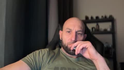 Thomas Fit online show from March 22, 2026, 9:18 pm